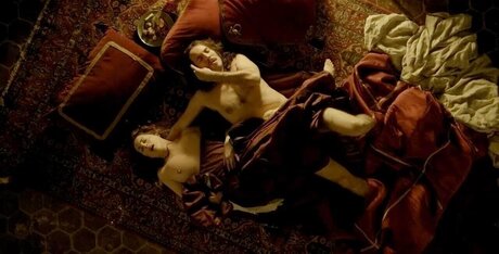 Versailles Fernsehserie_ beautiful pornstar archive