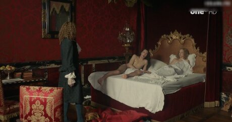Versailles Fernsehserie_ erotic pornstar pictures