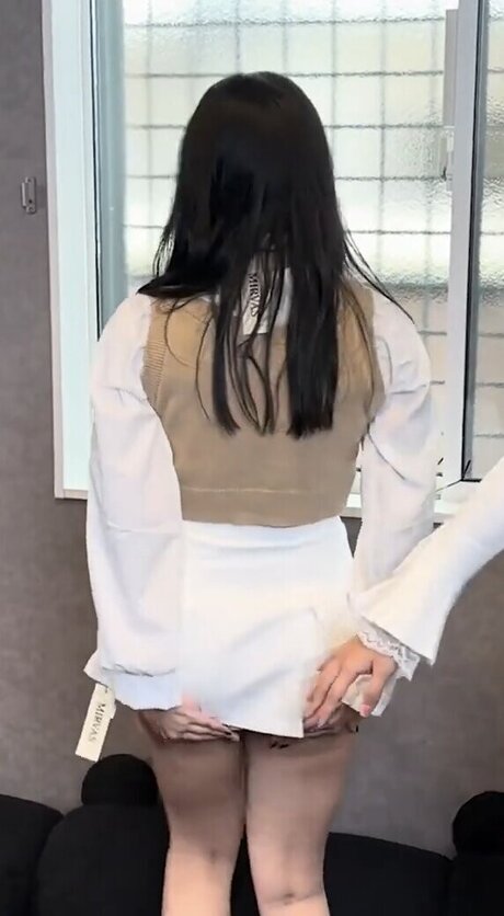 Akuma Nihmune model erotic gallery