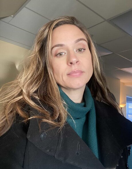 BellaSuede model hot picture