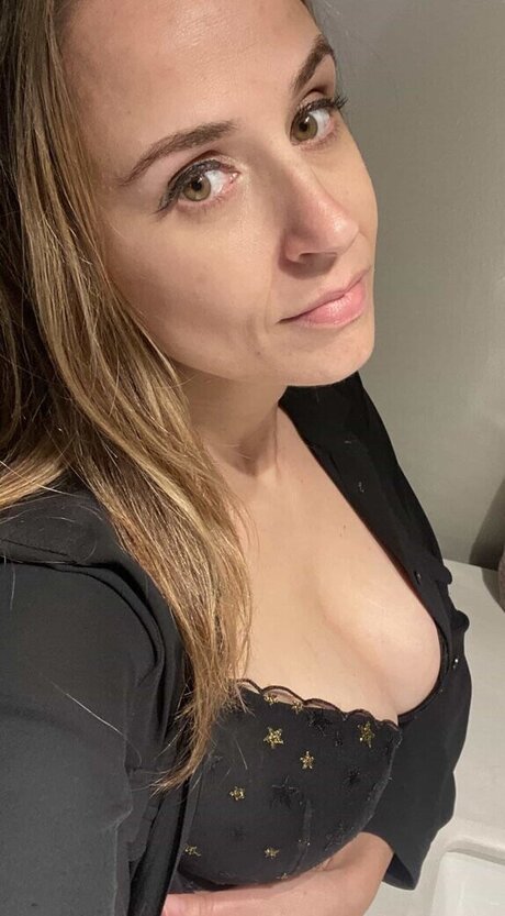 milf pregnant onlyfans sexy gallery