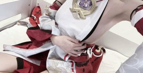 Sakyiro pornstar nudes photos