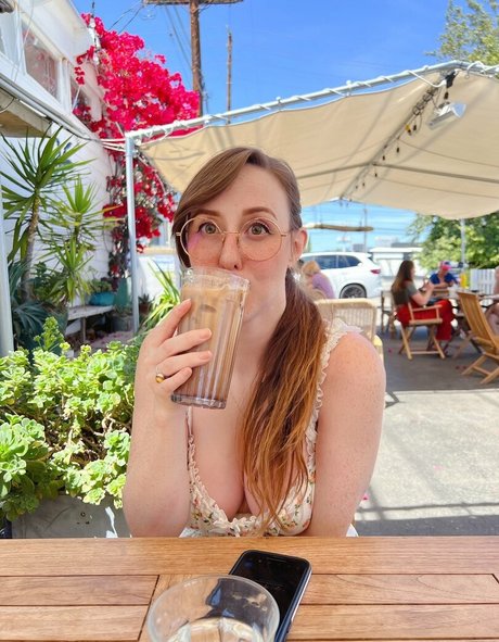 Kari Keone perfect star img