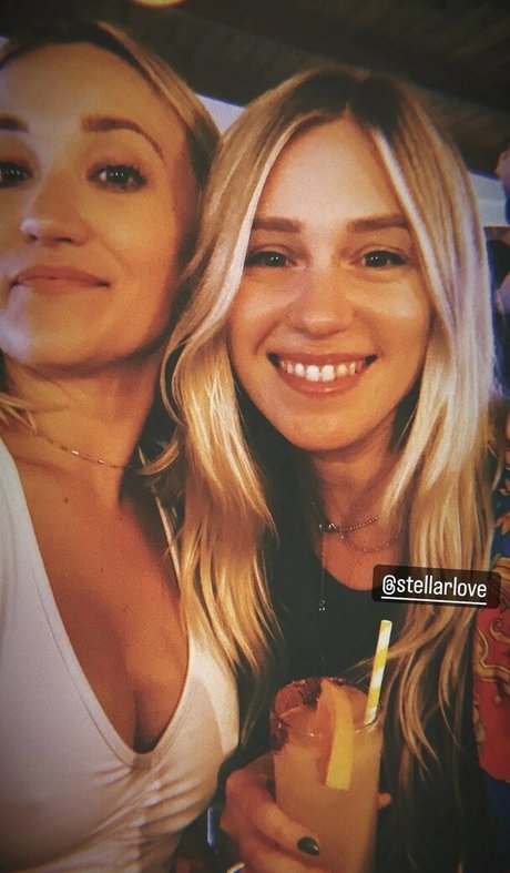 Emily Osment pornographic star archive