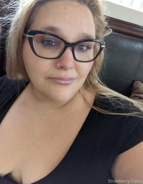 strawberry cakes top model archive