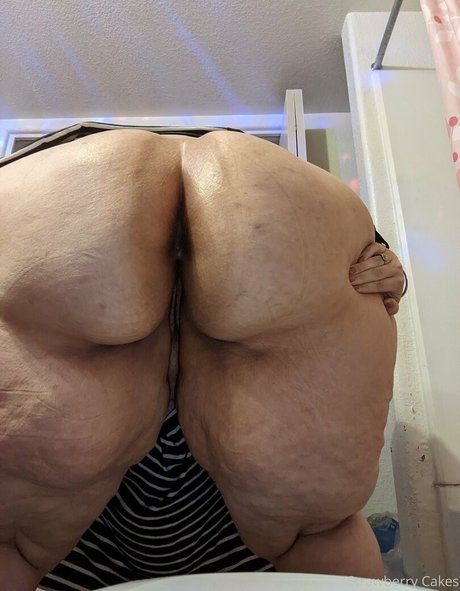 strawberry cakes perfect model gallery