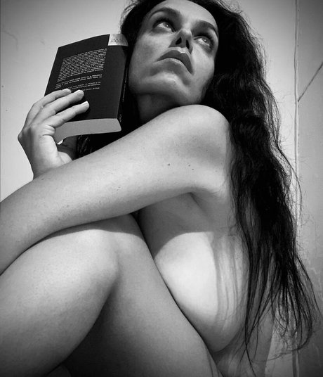 Castizavixens exclusive model pic