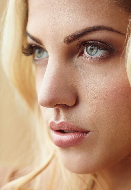 Sarah Nowak model pictures