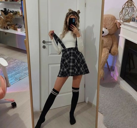 LilZoeyZo star high quality photos