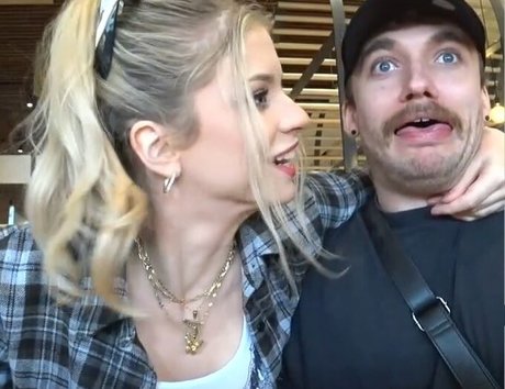 Berticuss nude pornstar photos