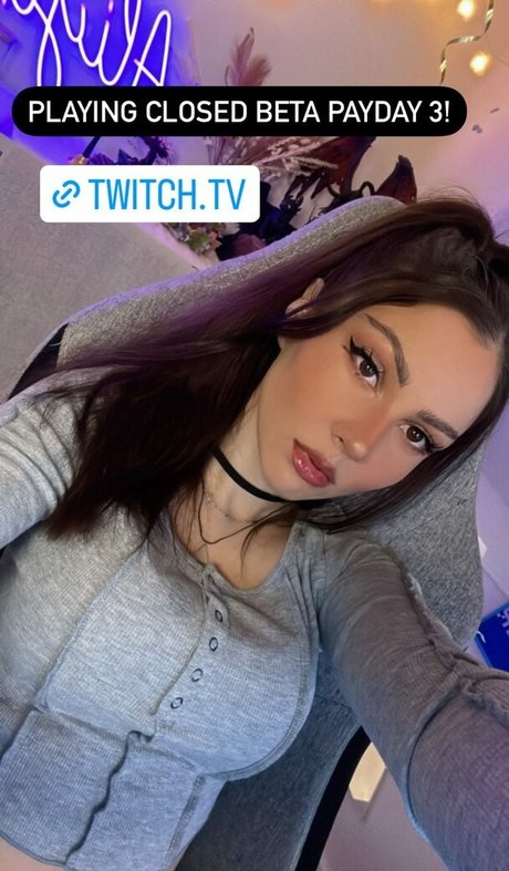 Aliythia star pornographic photo