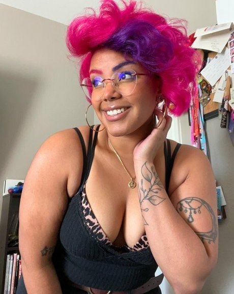 SailorSagiVO sex model photos