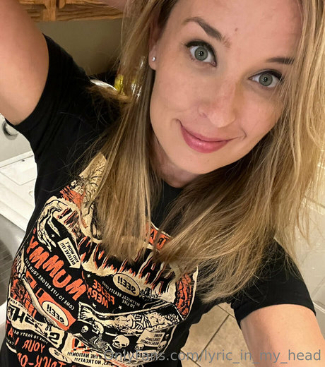 lyric in my head sexy pornstar galleries