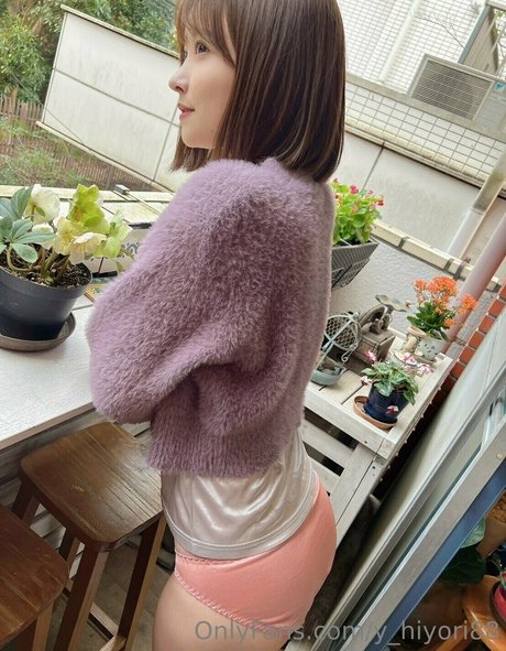 y hiyori88 nude pornstar pic
