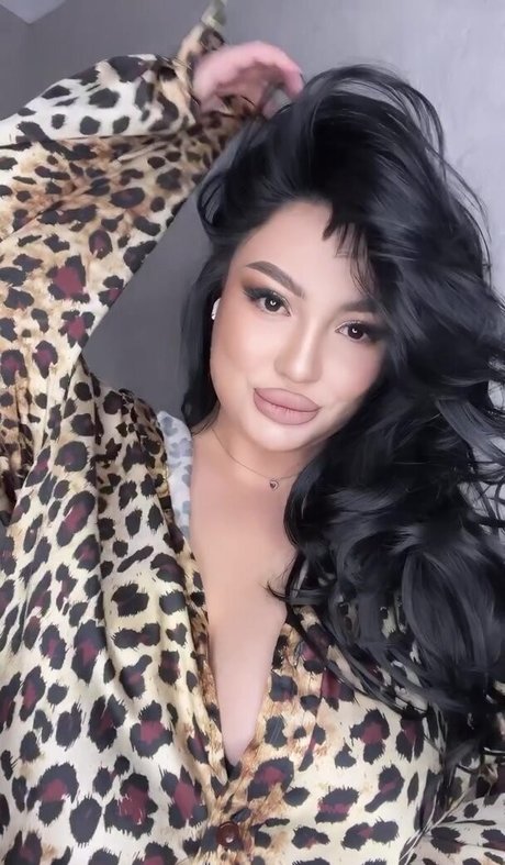 asian male onlyfans hd image