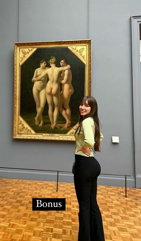 Jhulia Pimentel nudes model archive