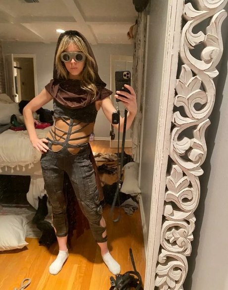 Lindsey Stirling high quality actress image