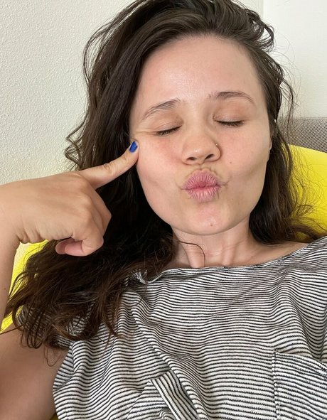 kae yli top star pics