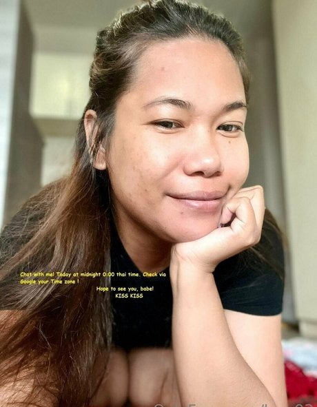 luzy93 model hot img