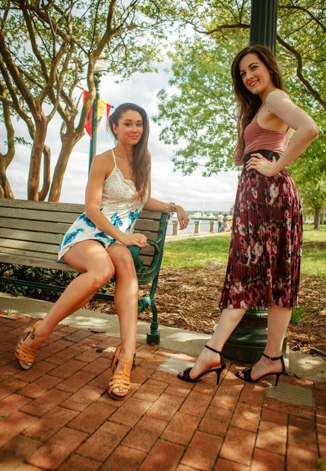 OhMandy56 hot model img