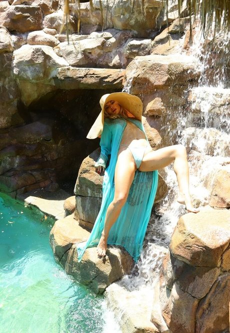 Kaili Thorne model exclusive photo