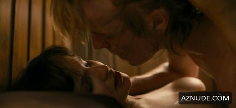 Lisa Vicari erotic actress pics