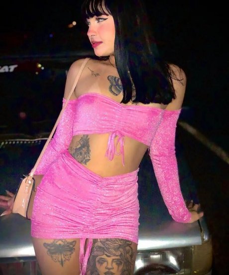 lauratavora sex model image