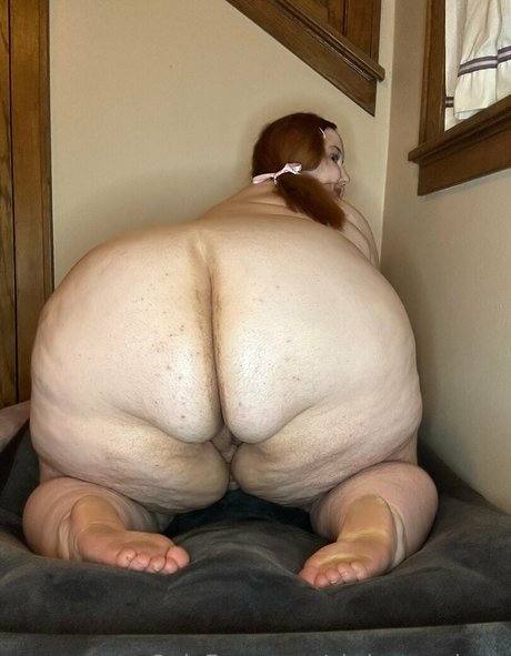 Chrissyscakess nice actress image