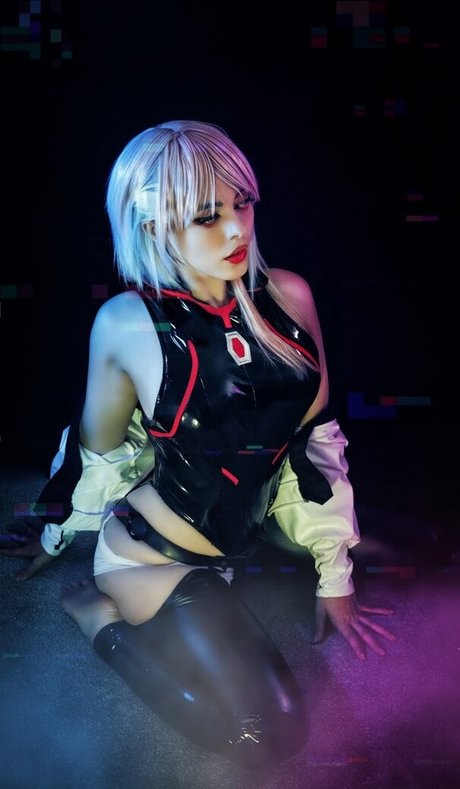 Kirsten Ria art star pics