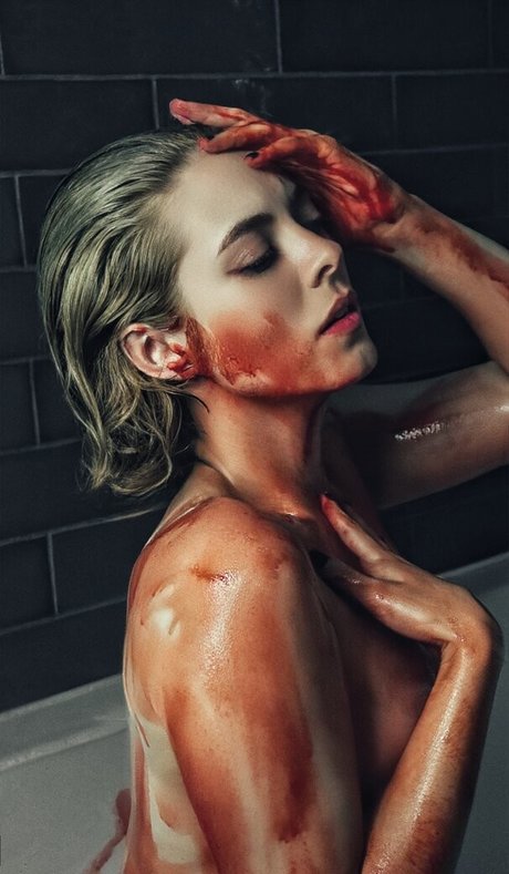 Kirsten Ria star exclusive picture