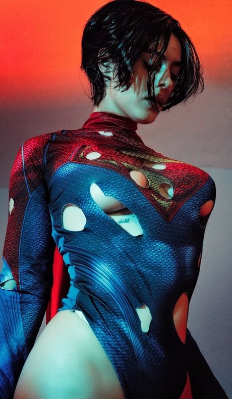 Kirsten Ria star art photos