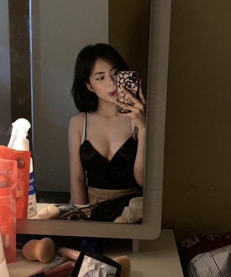 bunnygirlneki model erotic pics