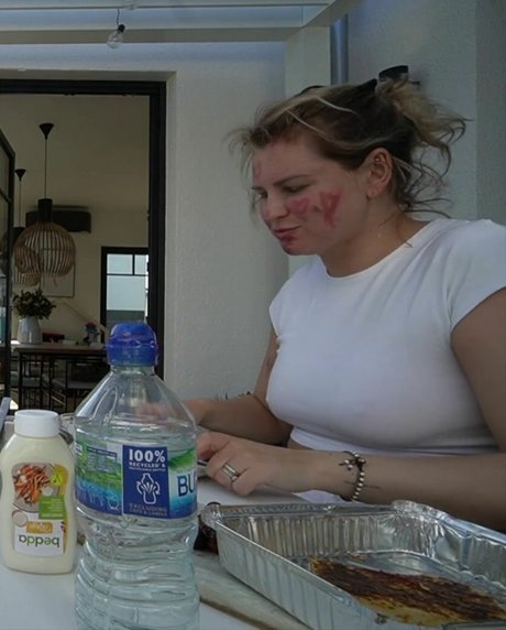 Maren Wolf hot actress picture