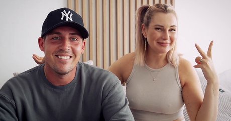 shorts onlyfans xxx photo