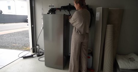 saggy milf onlyfans sexy naked picture