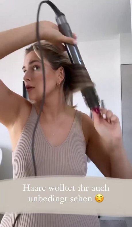 Maren Wolf pornstar sex images