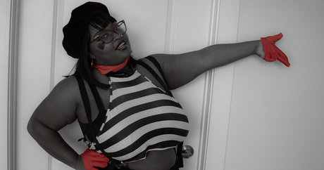 Thighlyinfluential nude model image