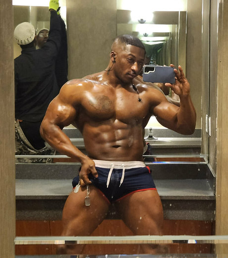 hairy milf onlyfans erotic photos