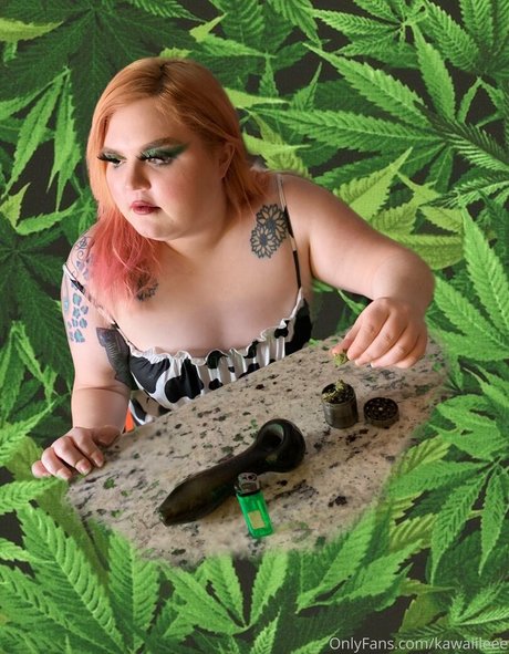 kawaiileee star adult images