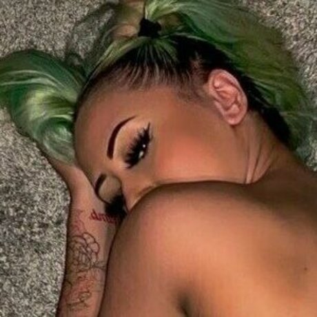 foreignbabyyy2 pornstar free archive