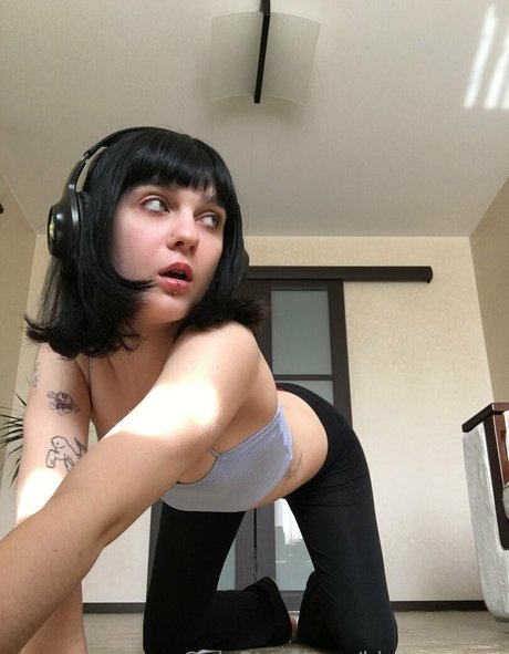 latina babe onlyfans sexy naked pictures