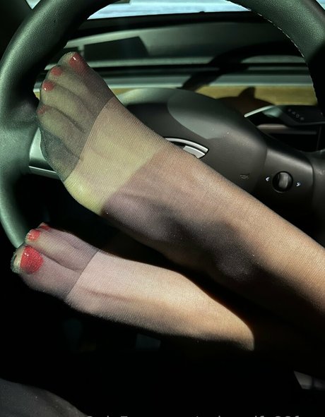 nylonwife88free star porn pic