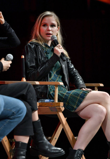 Erin Moriarty sexy star gallery