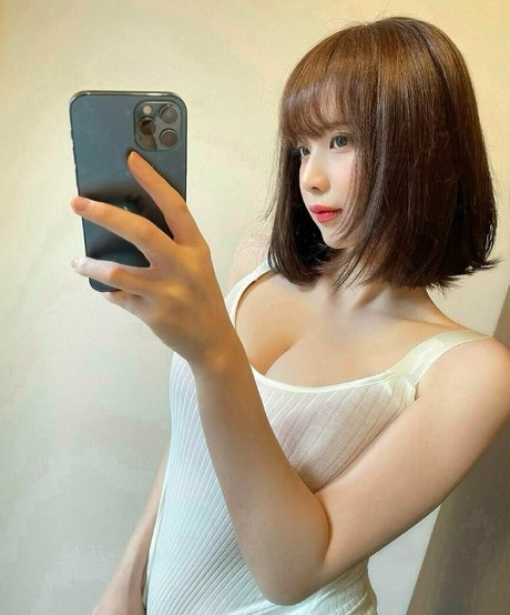 h___ruu1 pretty pornstar img