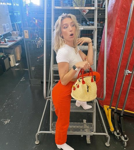 Courtney Miller actress image