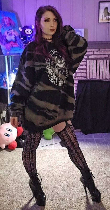 xMalin model nice pics