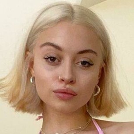 Vivica Santiago model hd pic