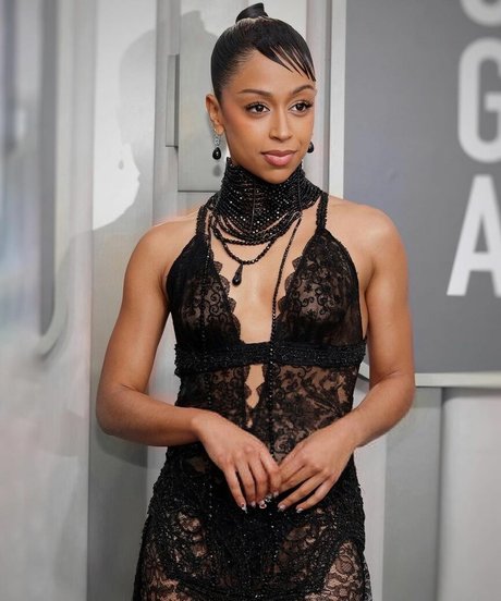 Liza Koshy star pornographic image