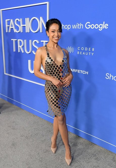 Liza Koshy pretty star photo