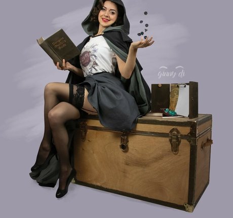 Ginny Di hot actress galleries